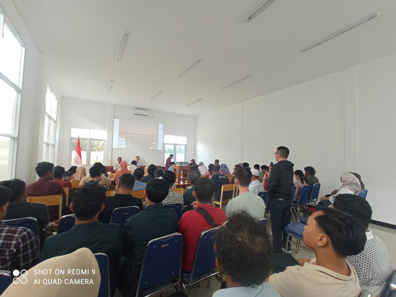 Kampanye Bebas Antibiotik Grobest  