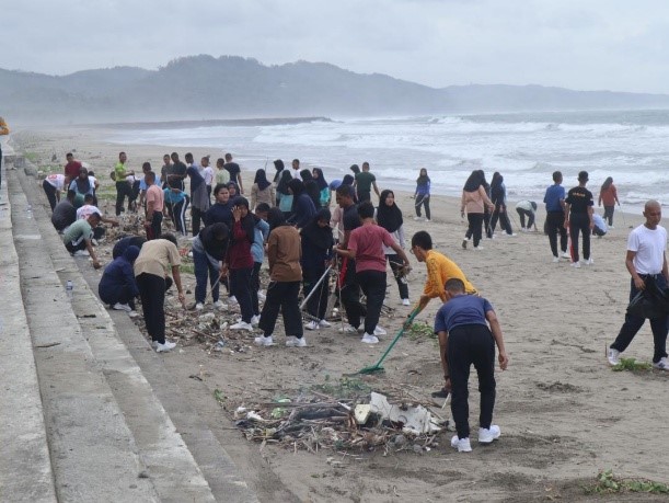 Marine Debris: The Solution Lies Upstream