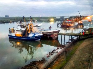 Ilustrasi pelabuhan di Belanda by dini